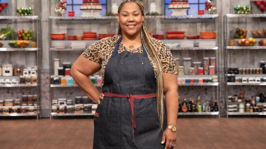 Baker Brings Love to Holiday Baking Championship